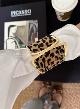 豹纹宽亮面塔型金属手镯环