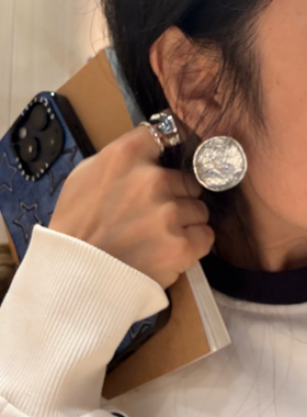 银色闪亮树脂项链颈链女式配饰