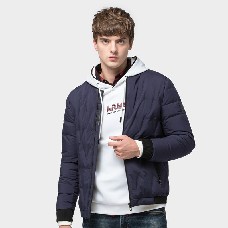 骆驼 男装轻薄羽绒服男士短款翻领棒球服男款2020新款外套冬季潮