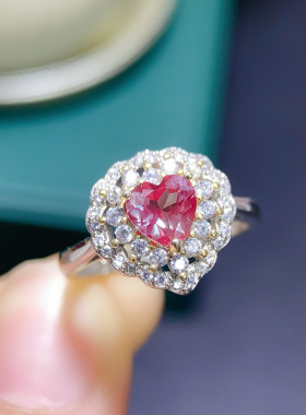 绝美亚历山大戒指具有强烈的红绿变色效应S925银精工镶嵌6*6mm