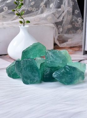 天然绿萤石碎石摆件鱼缸水池装饰