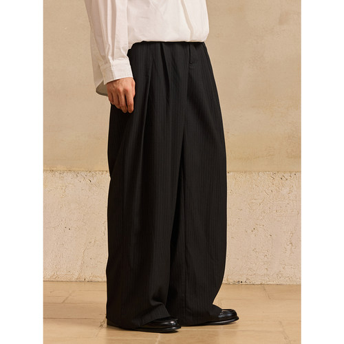 LR MADE 25AW 优雅复古细条纹 层次感打褶 休闲微宽松直筒长西裤 - 图0