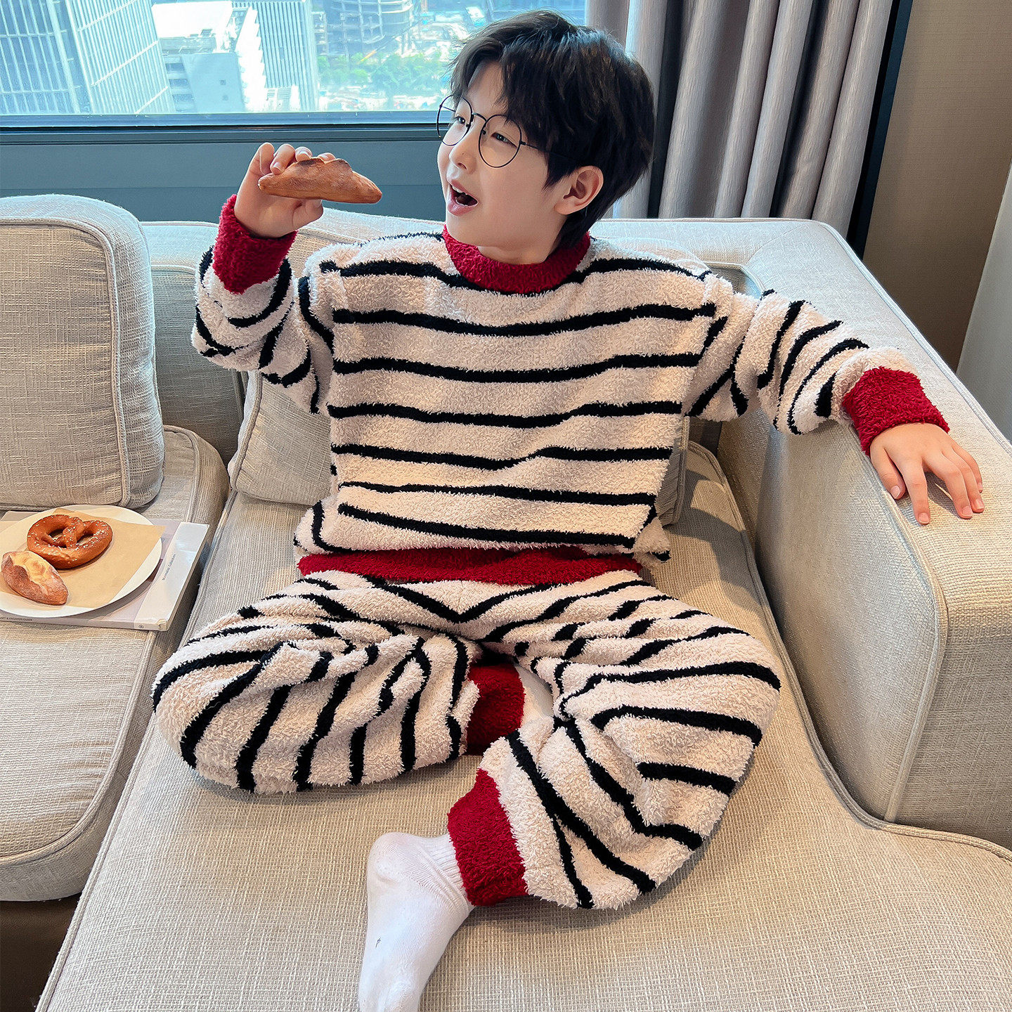 男童半边绒睡衣套装秋冬款2025新款中大童冬季加厚保暖儿童家居服,淘宝优惠券,粉丝福利购,淘宝优惠卷