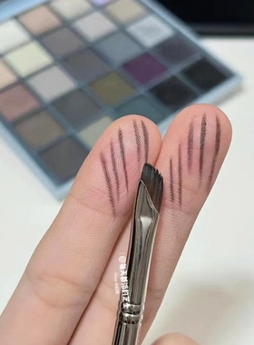镰刀眼线刷细节刷眼睑下至画卧蚕