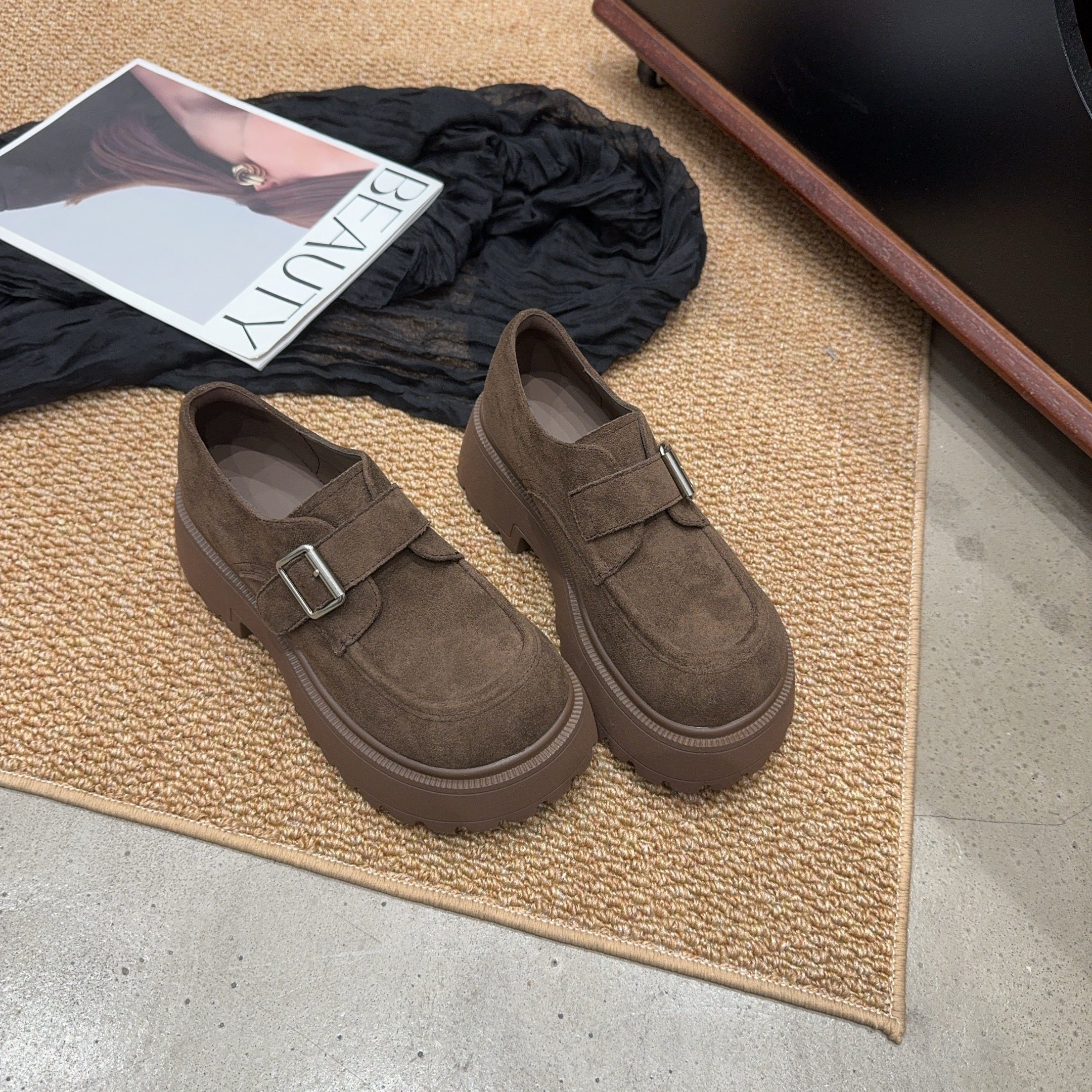 9389乐乐家秋季新品女厚底增高绒面魔术贴乐福鞋轻盈舒适英伦风潮,淘宝优惠券,粉丝福利购,淘宝优惠卷