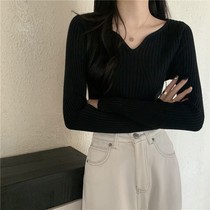 Low collar black hit undershirt 2023 new female autumn winter inner lap senior sense tight sweater pulpit bar-knitted sweatshirt blouse