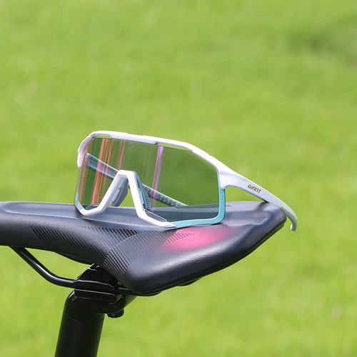 正品GIANT捷安特眼镜liv变色炫彩防风镀膜骑行眼镜/风镜男女装备 - 图3