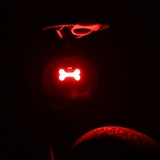 Dilu Shi Bicycle Taillight USB Зарядка горная дорога капельная капельница трубная труба Ночная езда.