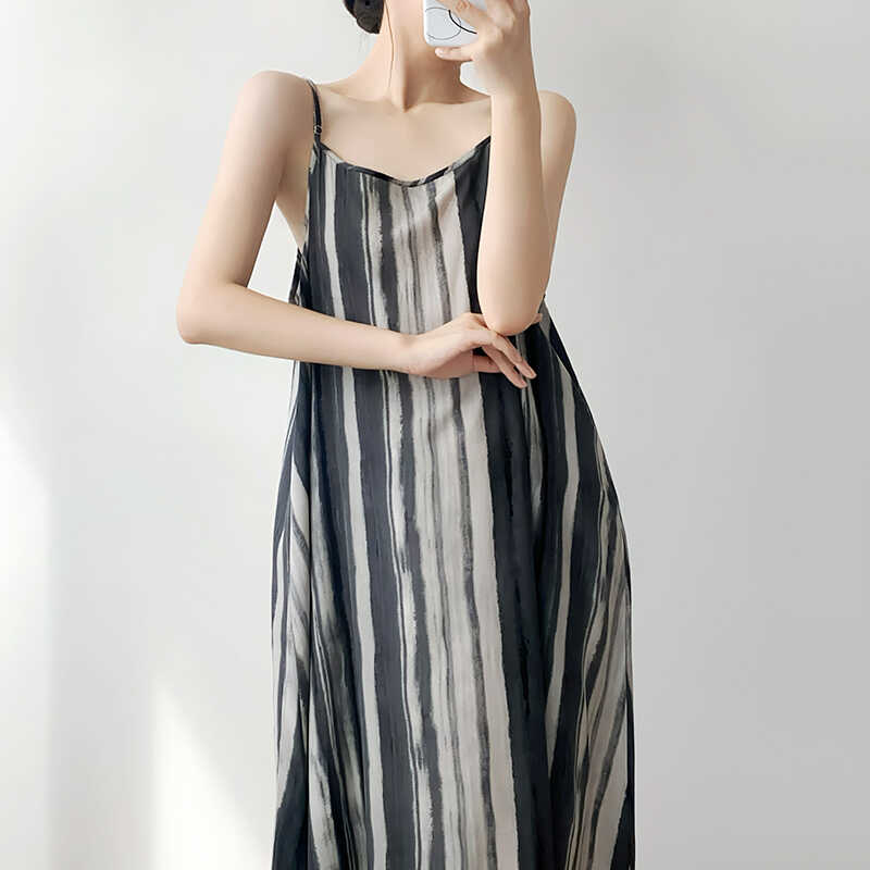 吊带棉绸睡裙连衣裙扎染风长裙子新中式2024夏季海边沙滩度假长裙 - 图0