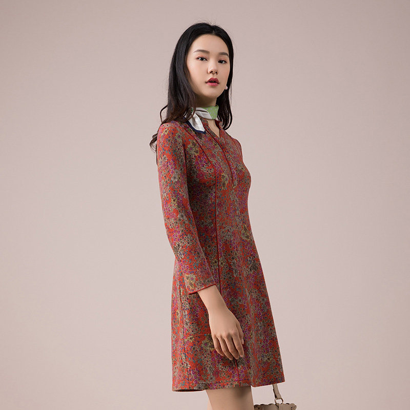 渔牌服饰秋款连衣裙新款针织印花中款休闲弹力裙子女FGEC0023