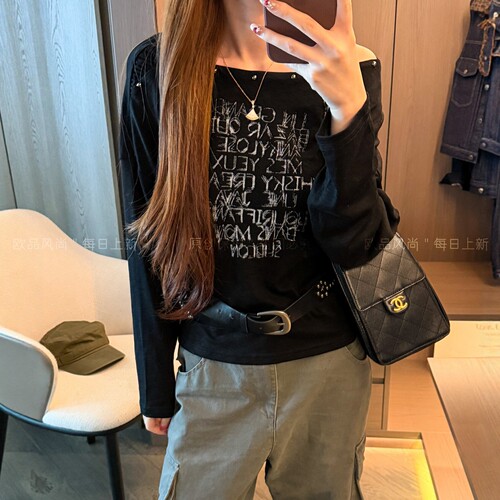 字母印花一字肩长袖T恤女欧洲站2026早秋新款欧货女装时尚打底衫 - 图0