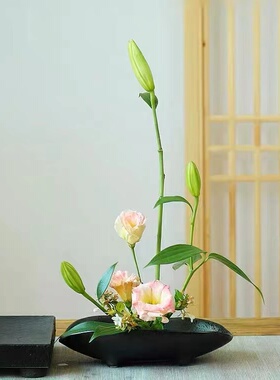 日式陶瓷花器剑山插花器皿中式禅意茶席花艺装饰摆件四脚船型花盘