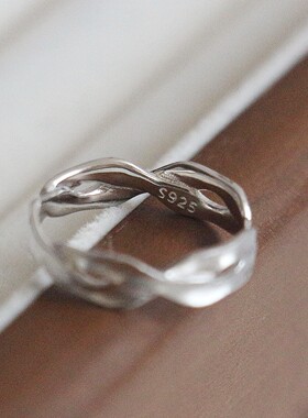 哑光莫比乌斯交叉开口925银戒指