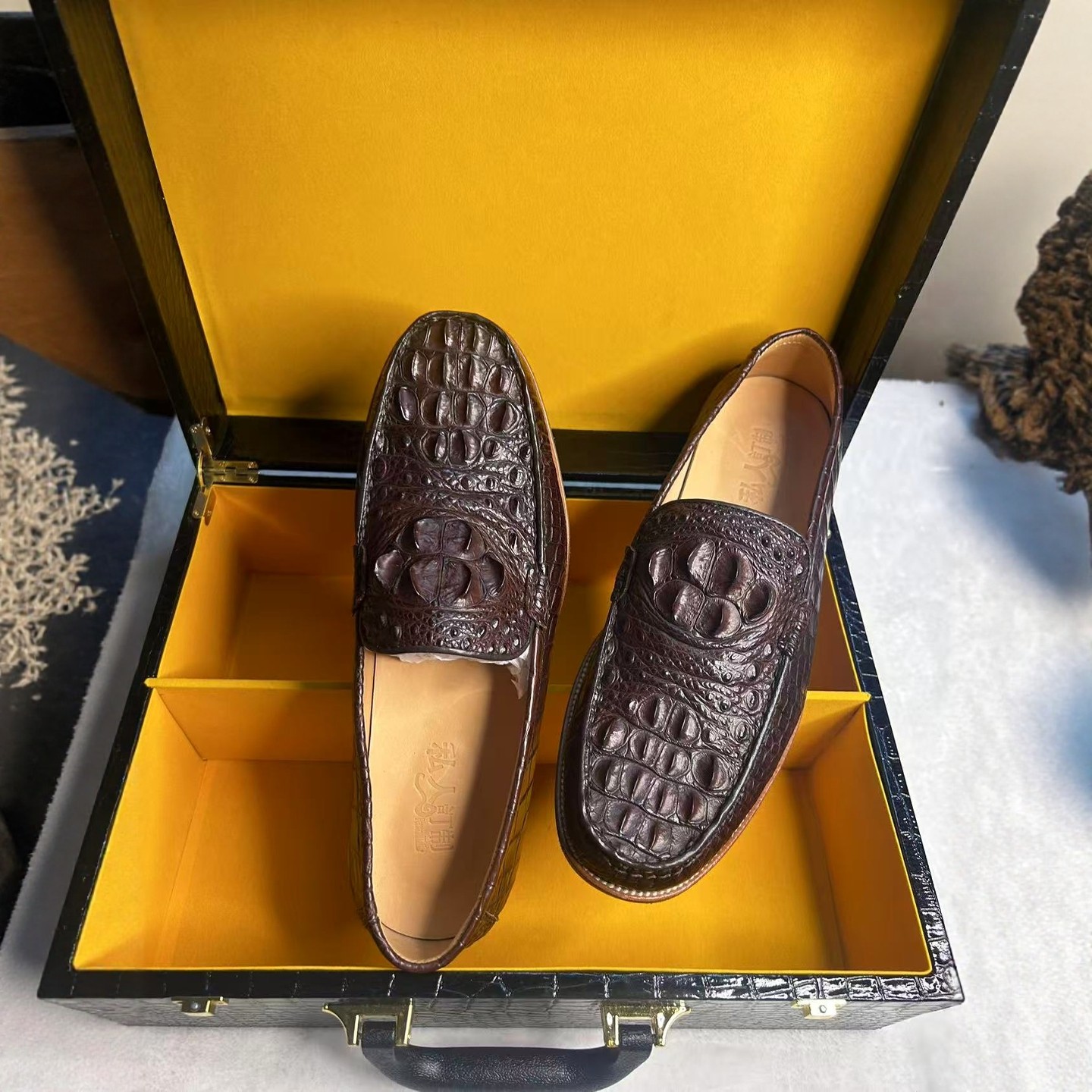 进口鳄鱼皮鞋棕色商务休闲百搭霸气头骨撤柜43男士一脚蹬真皮男鞋,淘宝优惠券,粉丝福利购,淘宝优惠卷