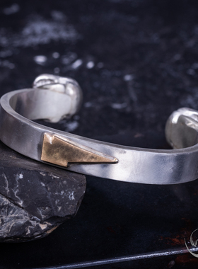 高山隆红宝石双头手镯国内现货