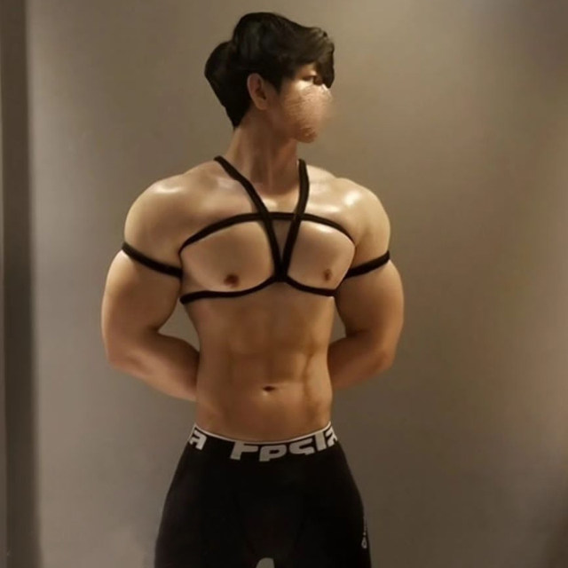 Underwear ckmenpon ແມ່ນຄົນອັບເດດ: ແລະ Novell