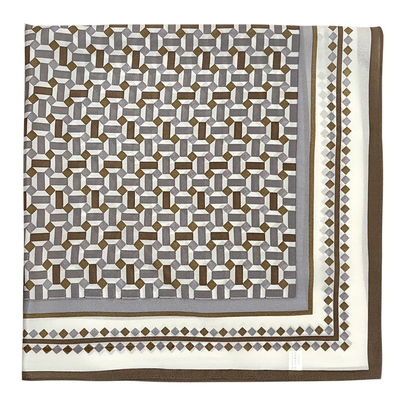 Healing fog simple European style crepe de chine silk scarf