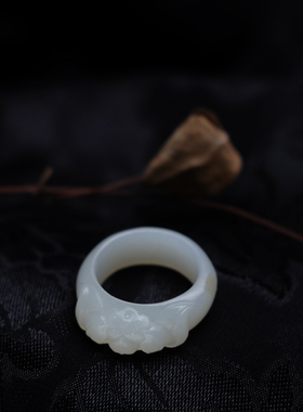籽料雕刻白玉戒指