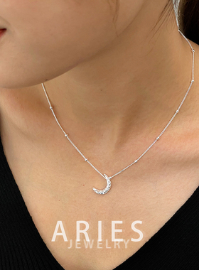 925纯银锁骨链女月牙项链