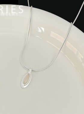 黑玛瑙白玉髓S925银锁骨链女