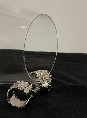 NOTTU天然欧泊熔岩鎏金耳骨夹