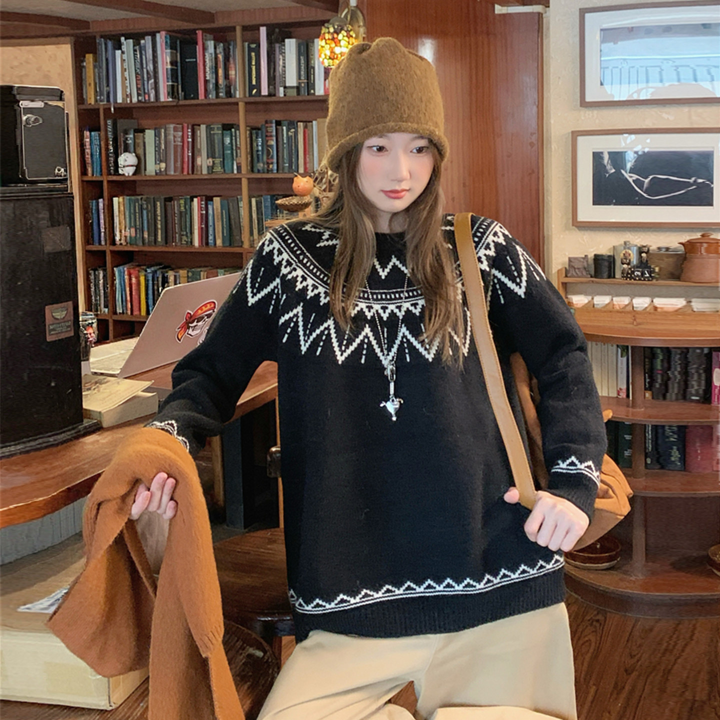 大码女装秋冬新款胖mm复古费尔岛黑色套头加厚毛衣提花针织上衣,淘宝优惠券,粉丝福利购,淘宝优惠卷