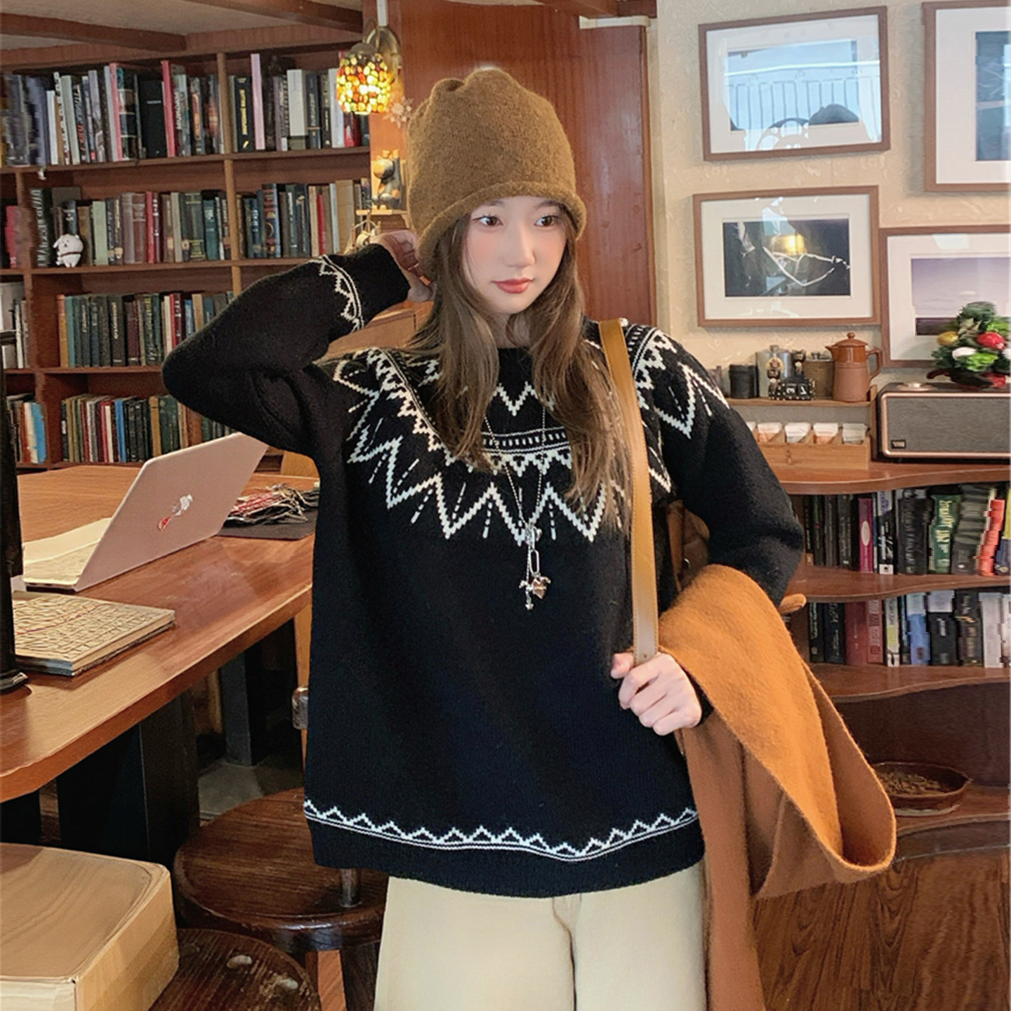 大码女装秋冬新款胖mm复古费尔岛黑色套头加厚毛衣提花针织上衣,淘宝优惠券,粉丝福利购,淘宝优惠卷