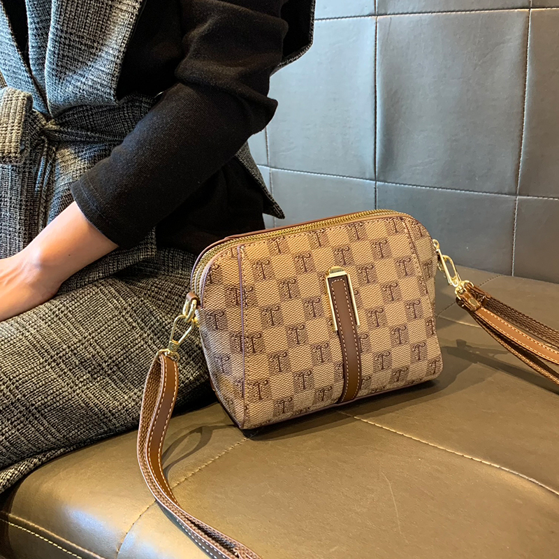 小包包女手机包2026新款爆款高级感复古妈妈包中年女士婆婆斜挎包,淘宝优惠券,粉丝福利购,淘宝优惠卷