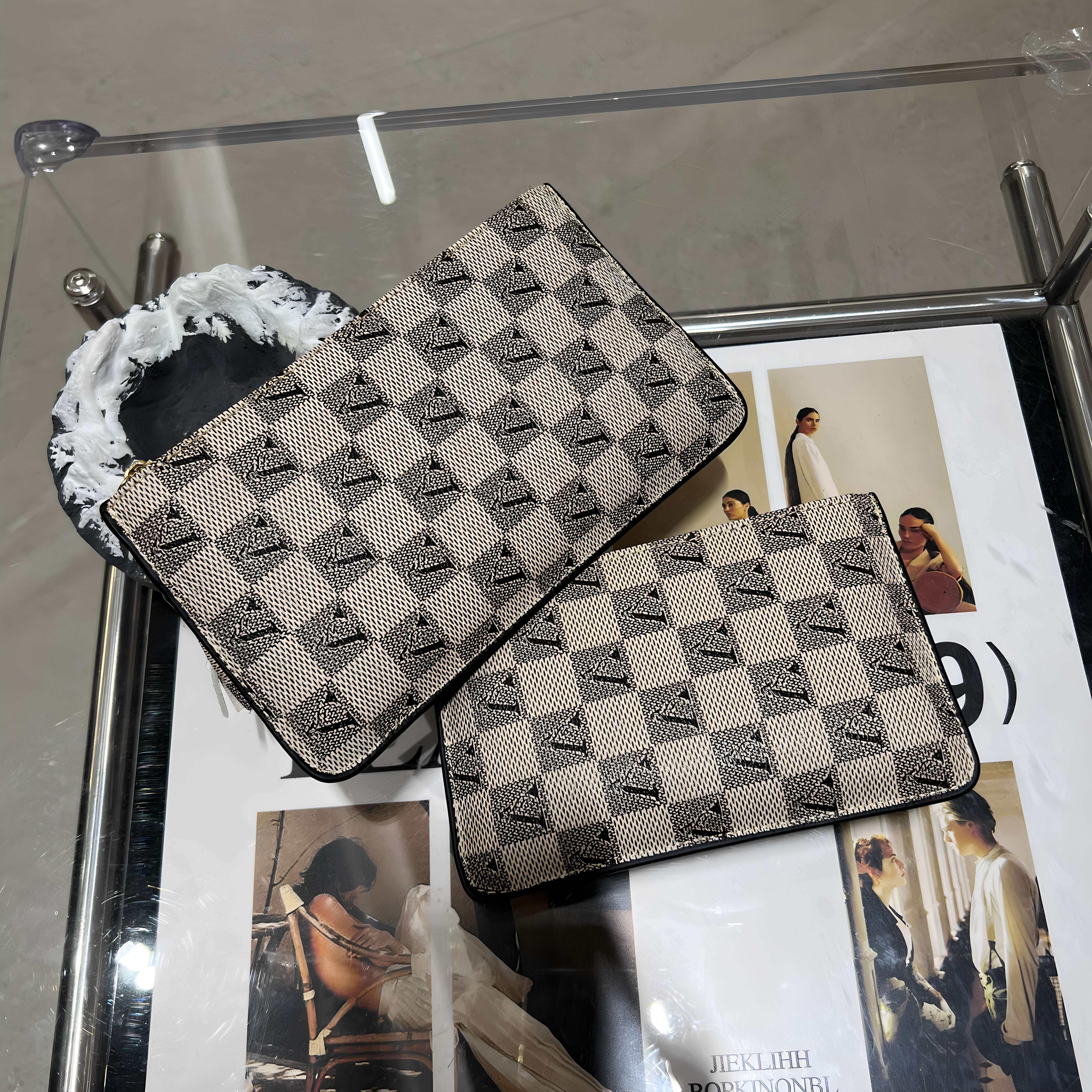 2026新款女士零钱包韩版多卡位中长款手拿包老花纹大容量拉链卡包,淘宝优惠券,粉丝福利购,淘宝优惠卷