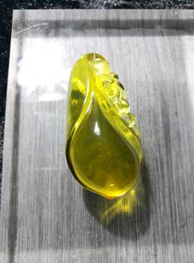 天然缅甸琥珀带证书吊坠包邮