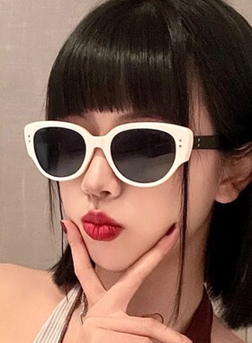 墨镜女Jennie同款复古猫眼偏光镜