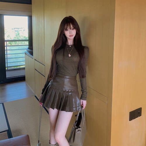 LIN BOUTIQUE  艺术肌理感高质感微绒感毛呢外套+蛋白皮半裙套装 - 图1