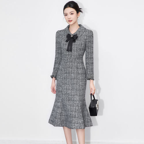 迪奥法式小香风连衣裙女2026春秋新款气质名媛中长款粗花呢鱼尾裙 - 图0