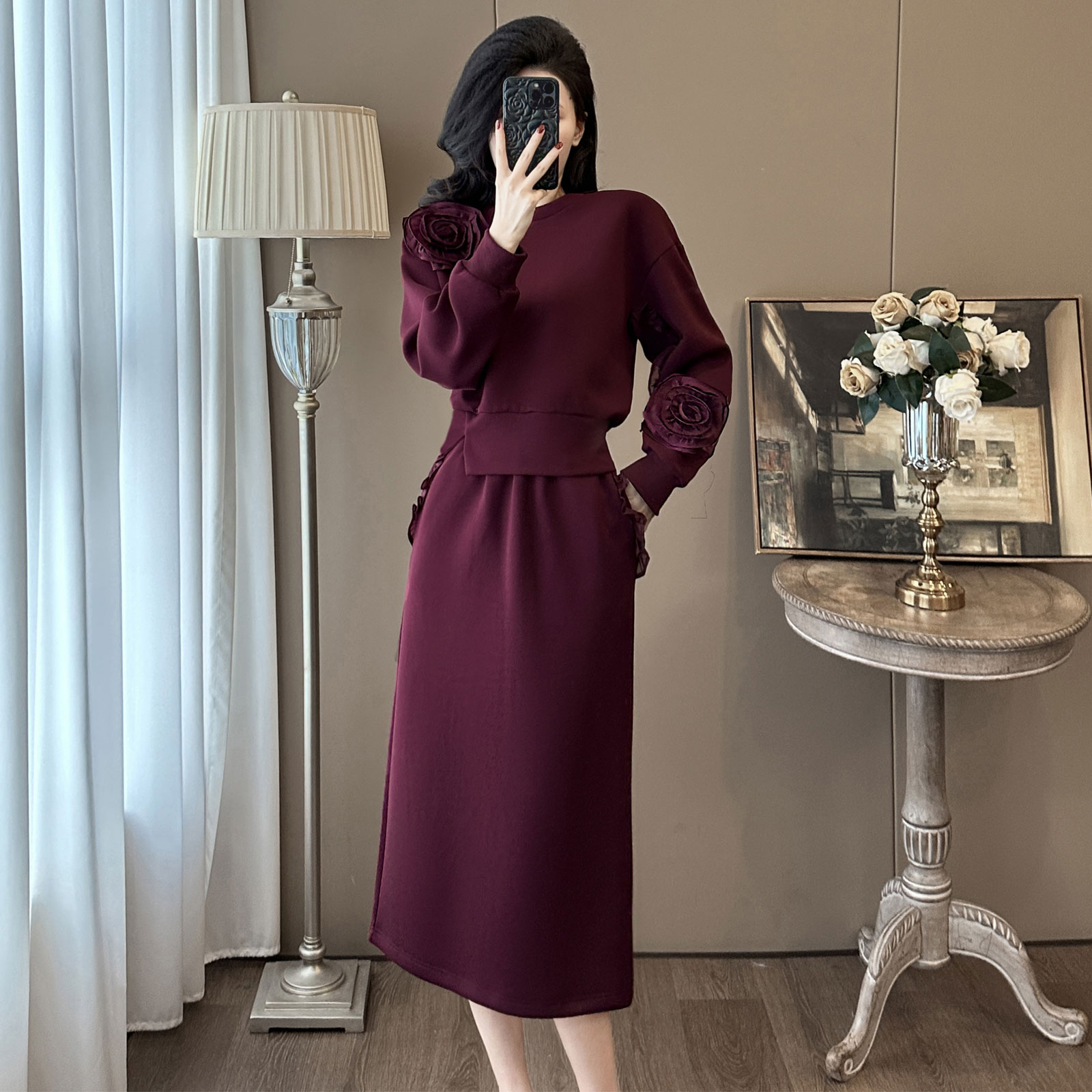 迪奥小众设计感早秋两件套装裙女25新款气质减龄卫衣+显瘦半身裙 - 图2