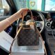JULIA COURIER ພິມ bucket bag ສ່ວນຫຼຸດ