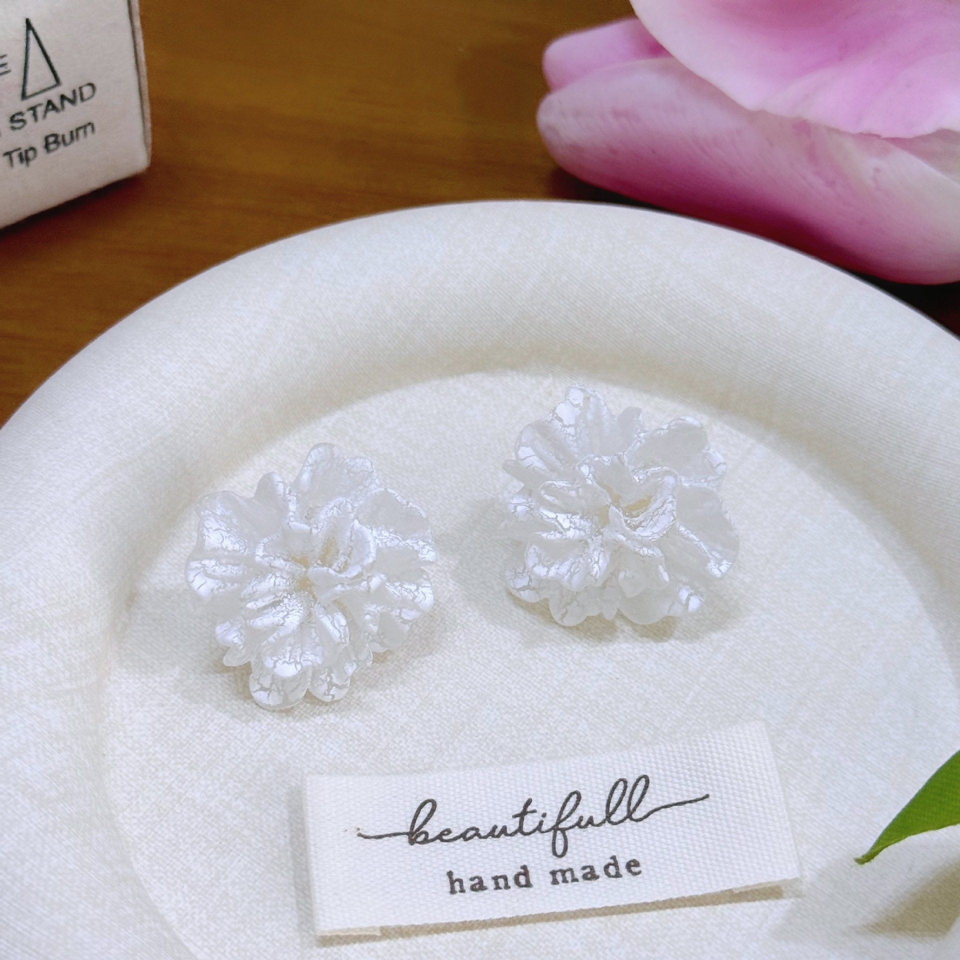 银针超仙白色山茶花耳钉小众气质简约甜美花朵耳环耳饰耳夹蚊香盘,淘宝优惠券,粉丝福利购,淘宝优惠卷