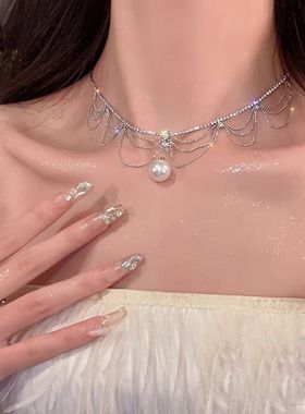 浪漫出逃~山茶花蝴蝶珍珠项链女款轻奢小众优雅贵气锁骨链颈链潮