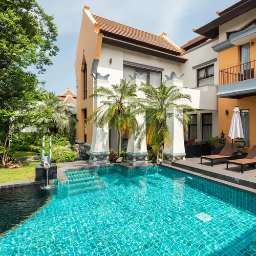 Бассейн, мозаика