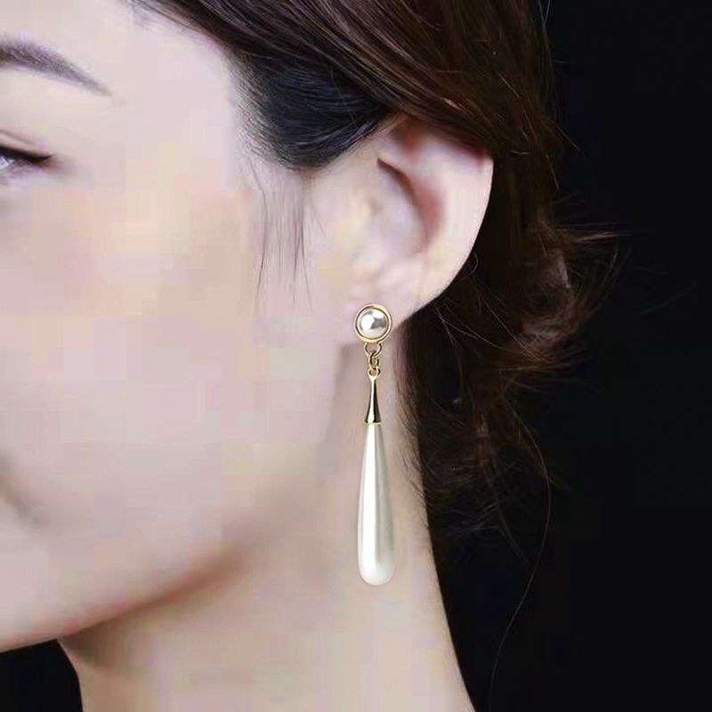 旗袍耳饰2025新款爆款水滴珍珠耳环无耳洞耳夹轻奢高级感长款耳坠 - 图3