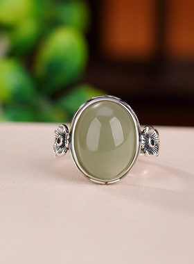 本月新品限时优惠梅花蛋面戒指