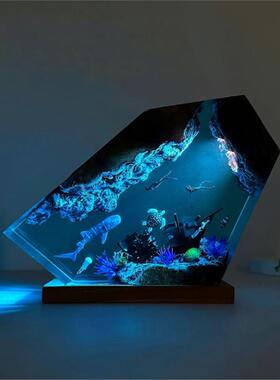 海底树脂灯鲸鱼海龟人类潜水创意小夜灯个性家居爆款装饰独特礼物