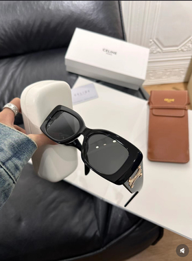 2025新款凯旋门大标墨镜女款高级感复古方框时髦潮流宽腿太阳眼镜