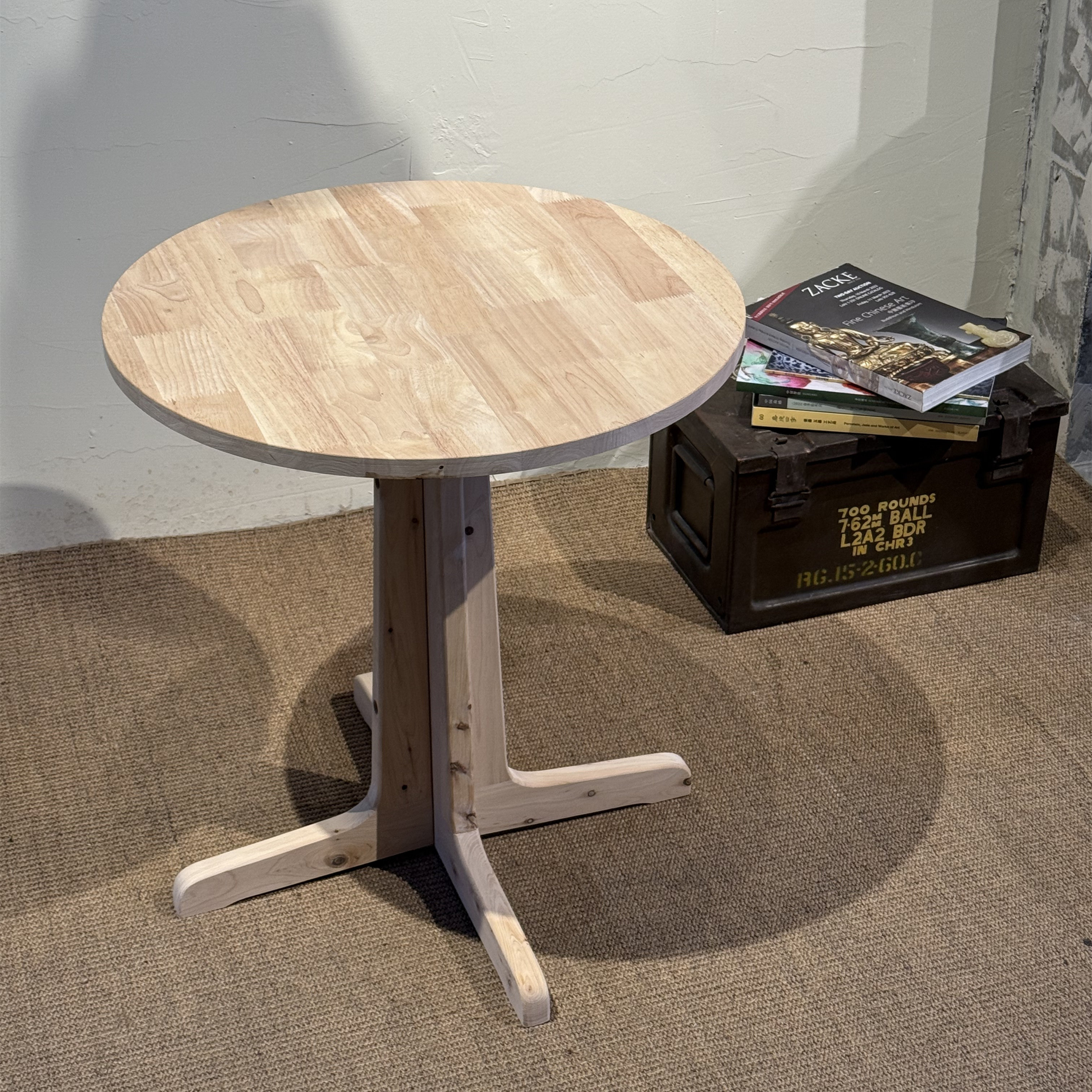 YIGE壹个复古商用实木阳台咖啡桌极简高颜值中古网红打卡防污承重 - 图2