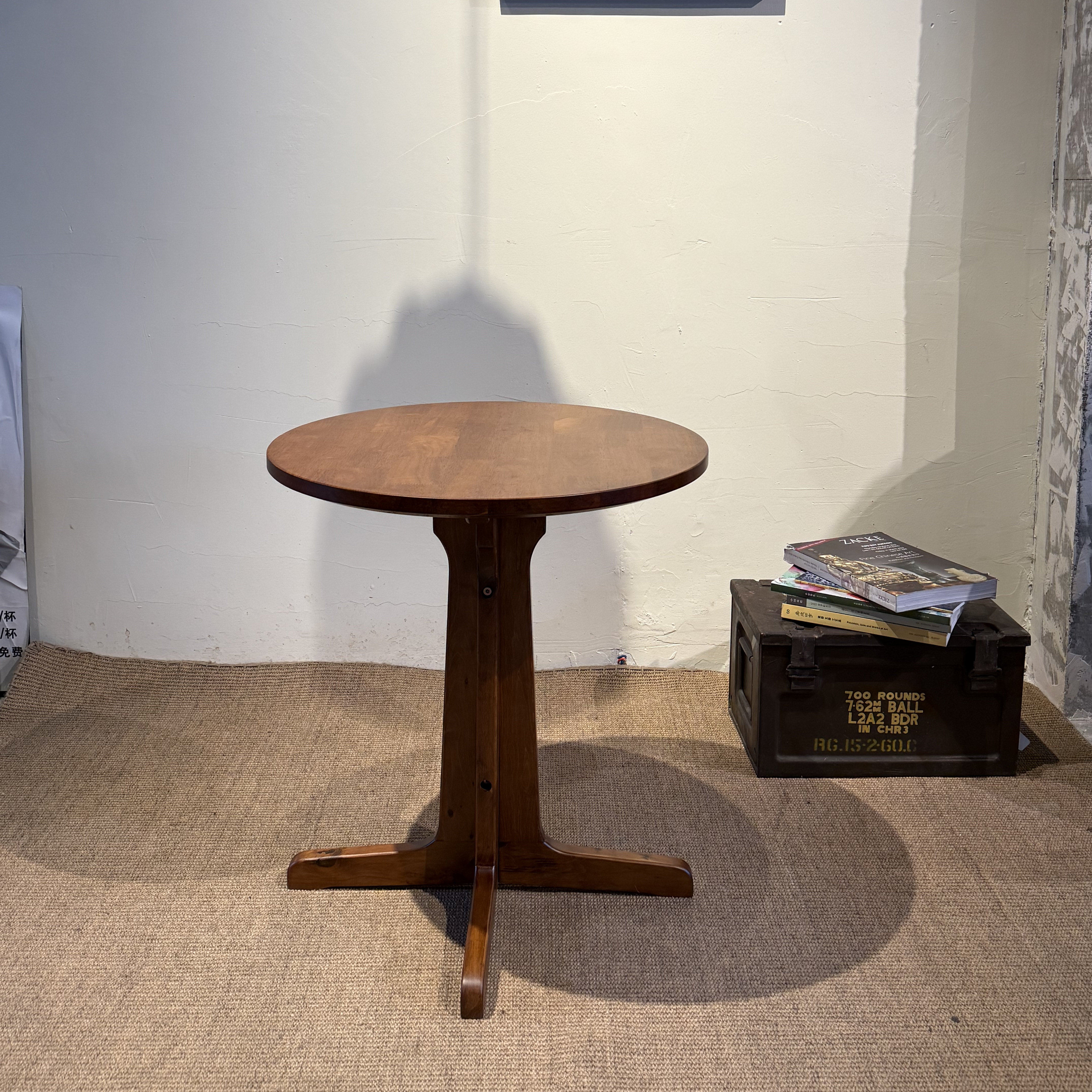 YIGE壹个复古商用实木阳台咖啡桌极简高颜值中古网红打卡防污承重 - 图3