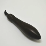 Закусочная бутылка бревна с твердой деревянной ложкой металлическая ложка, древесное сандаловое дерево красное розовое дерево, сигаретный горшок