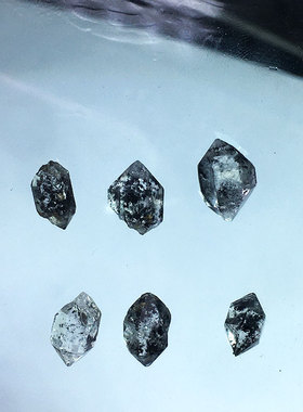 精选天然闪灵钻原石黑幻影可打孔