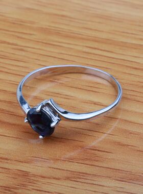 纯银白金天然指环蓝宝石尾戒