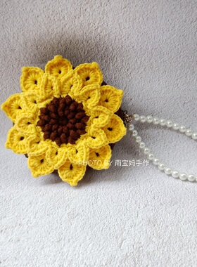雨宝妈手作毛线手工花朵零钱包