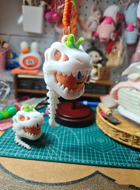 成品3d打印五月天卜卜周边娃衣保护套头套胡萝卜恐龙挂件车挂包挂