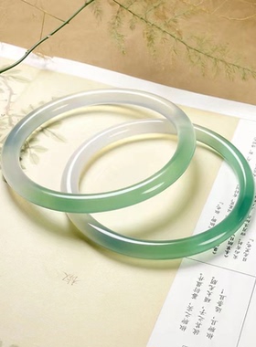 绿绿美人首饰冰透镯阳手镯半水绿正圈显白手镯天然玉镯玉髓半山白
